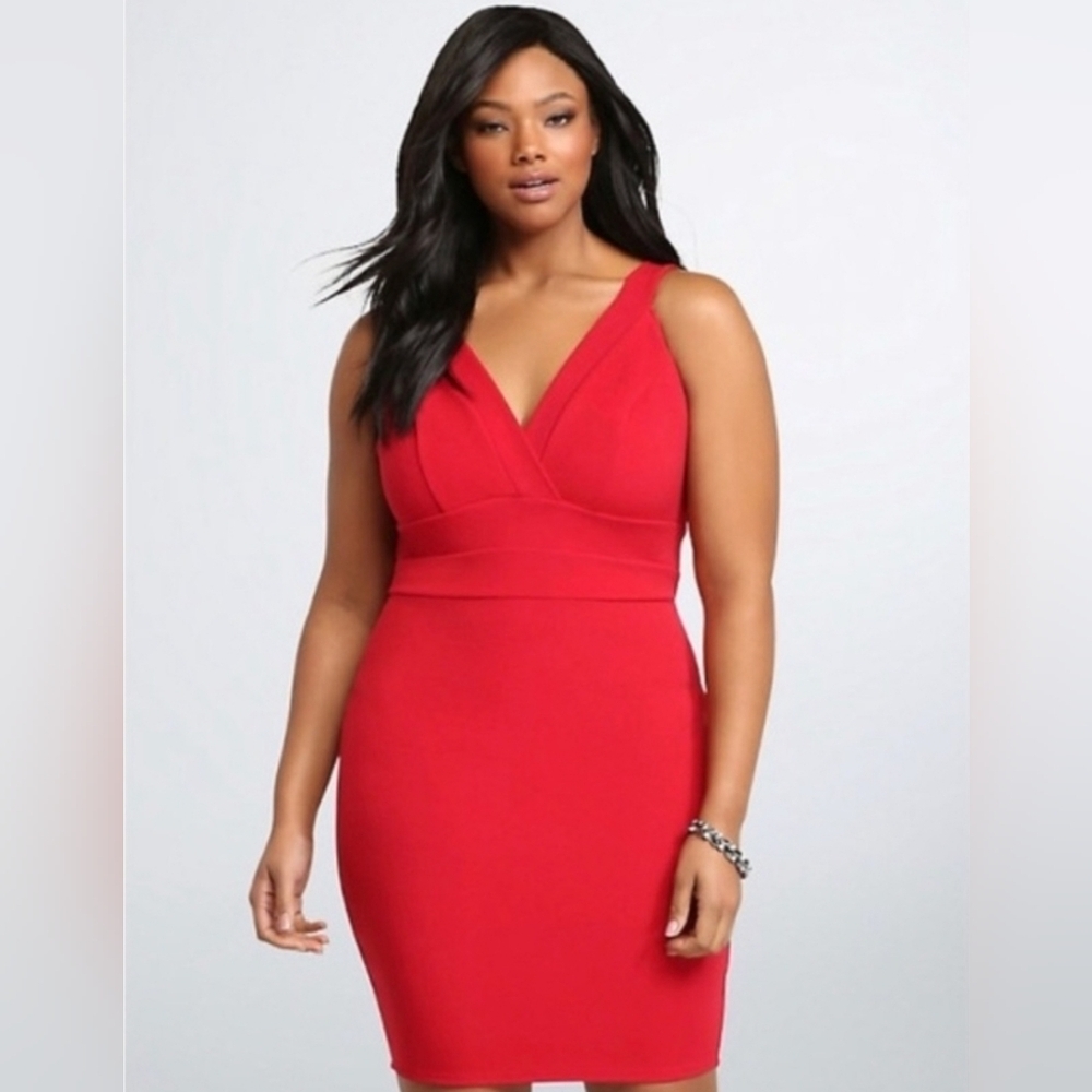 Torrid‎ Textured Red Body Con Dress Size 24